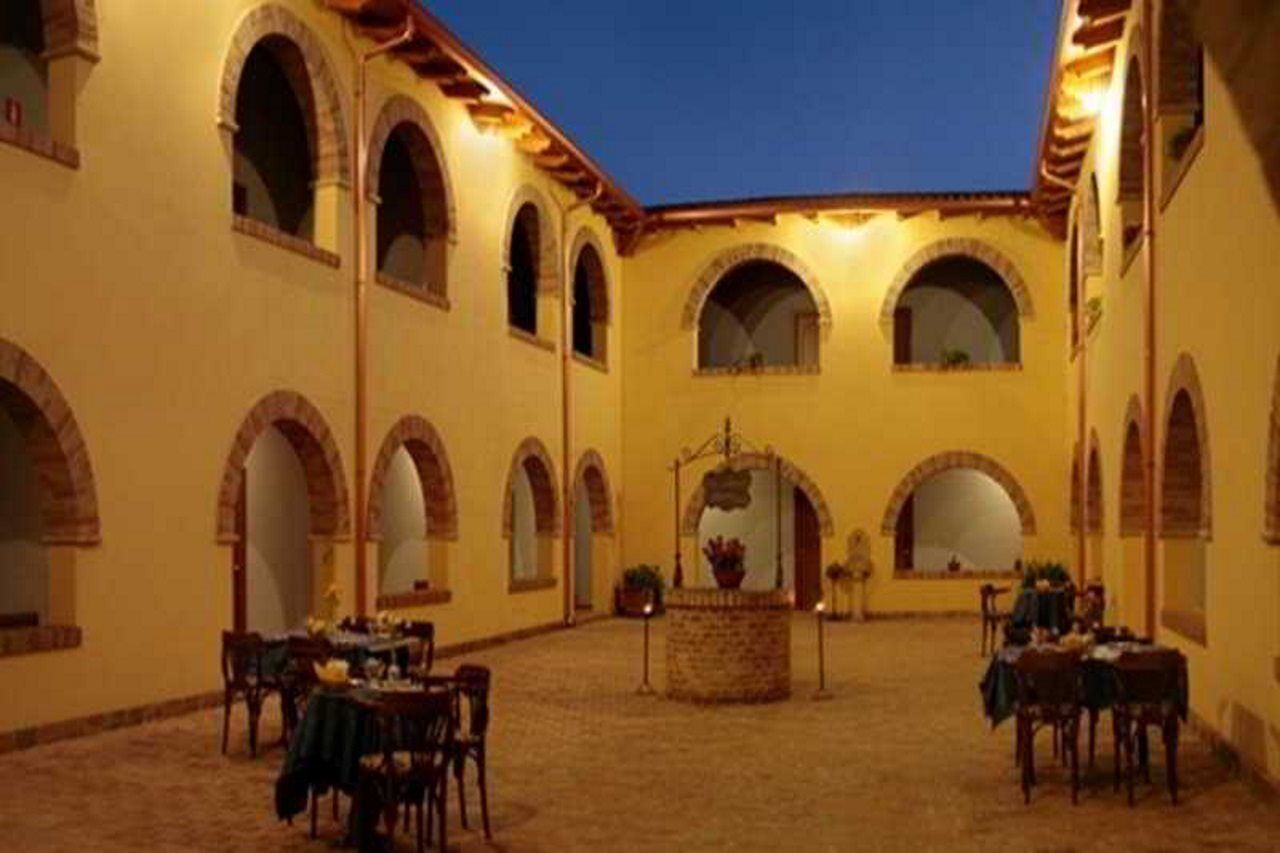 Hotel Funtana Noa Villanovaforru Dış mekan fotoğraf